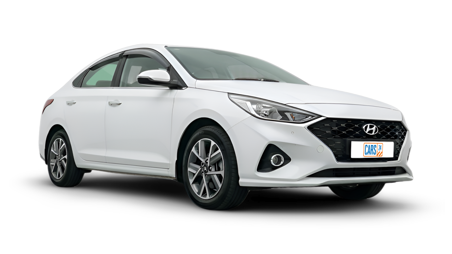 Hyundai Verna-img